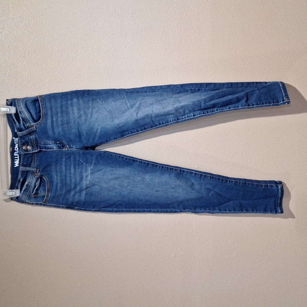 Wallflowers jeans 2 button front ultra fit